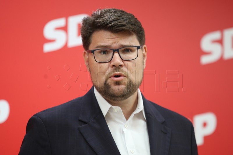 Pilgrimages to prisons are not normal behaviour, SDP leader says