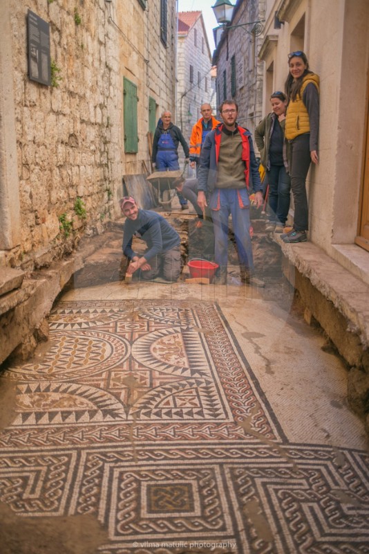 Wall of ancient Greek city found under Stari Grad on Hvar island