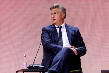 Plenković: Vlada će idućih dana razgovarati o mjerama pomoći nakon 30. rujna