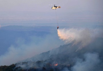 Grčka suočena s dosad najvećim požarom u EU-u