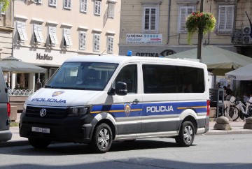 Rijeka: Uoči večerašnje utakmice na Rujevici policijske kontrole u centru grada