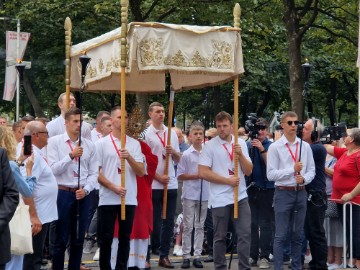 Više desetaka tisuća hodočasnika na svetoj misi u Ludbregu