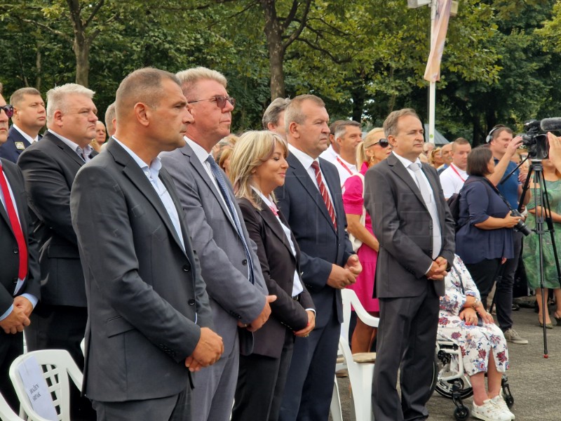 Više desetaka tisuća hodočasnika na svetoj misi u Ludbregu