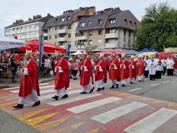 Više desetaka tisuća hodočasnika na svetoj misi u Ludbregu