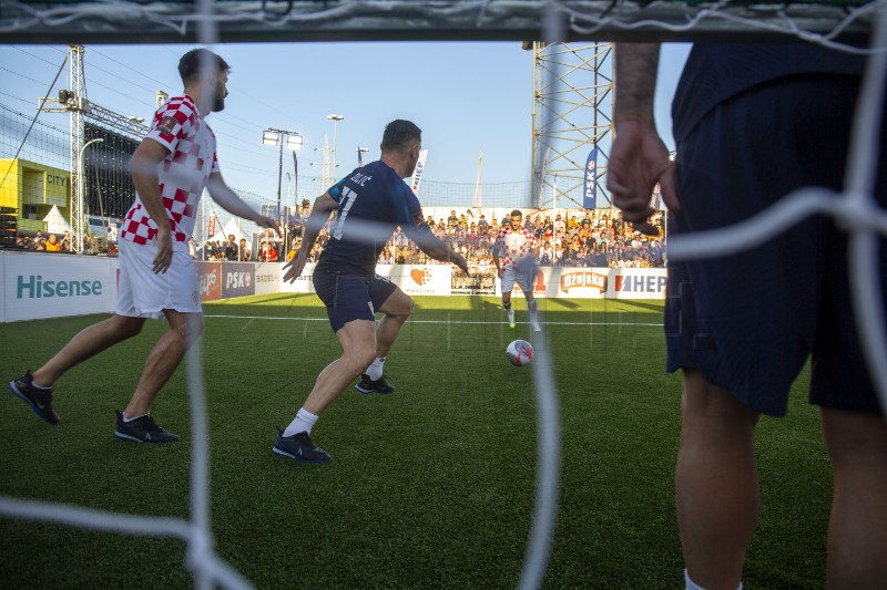 Vatreni ponedjeljak: Turnir nogometne reprezentacije