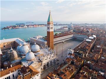 Venecija počinje probno naplaćivati ulaz turistima iduće godine 