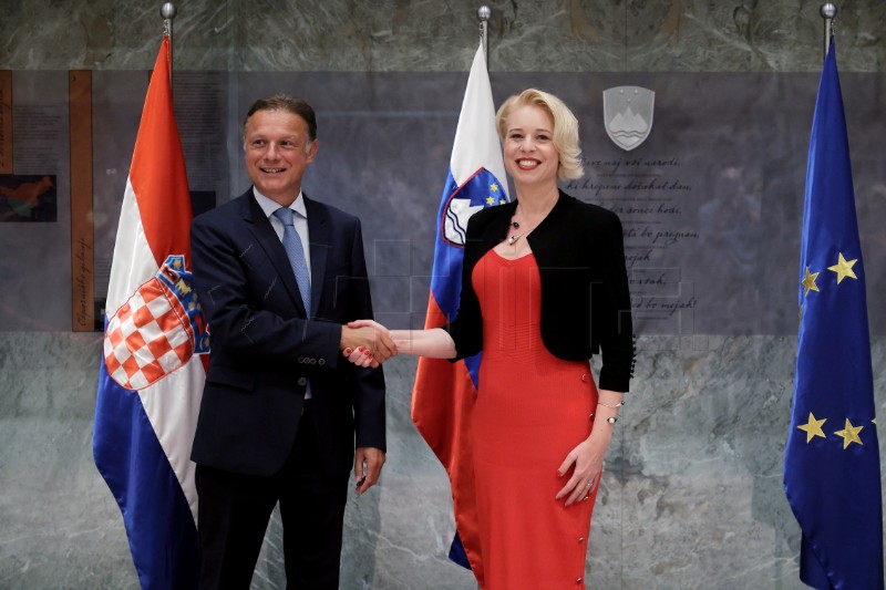 Outstanding issues don't affect Croatia-Slovenia relations, parliament speakers say