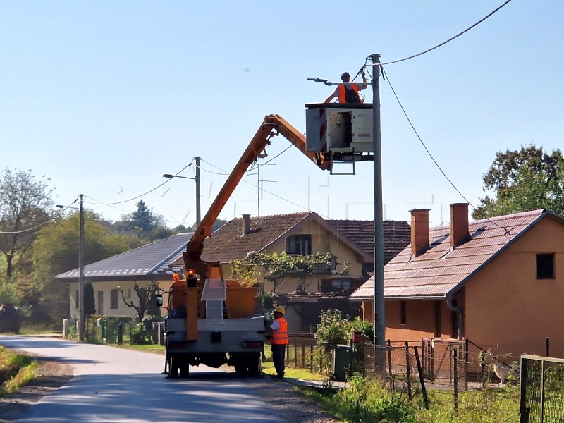 Bjelovar: Počelo postavljanje pametne javne rasvjete