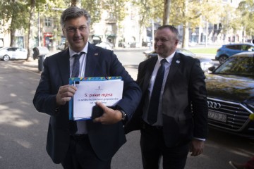 Plenković: U četvrtak na Vladi novi paket mjera