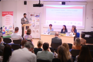 Nakon 30 godina Splitsko-dalmatinska županija dobila bibliobus