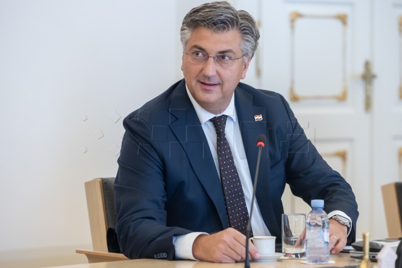 Plenković s predstavnicima banaka