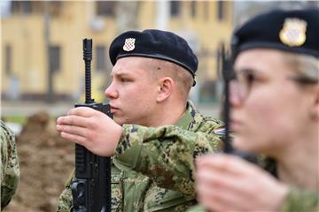 MORH povećao materijalna prava pripadnicima HV-a 