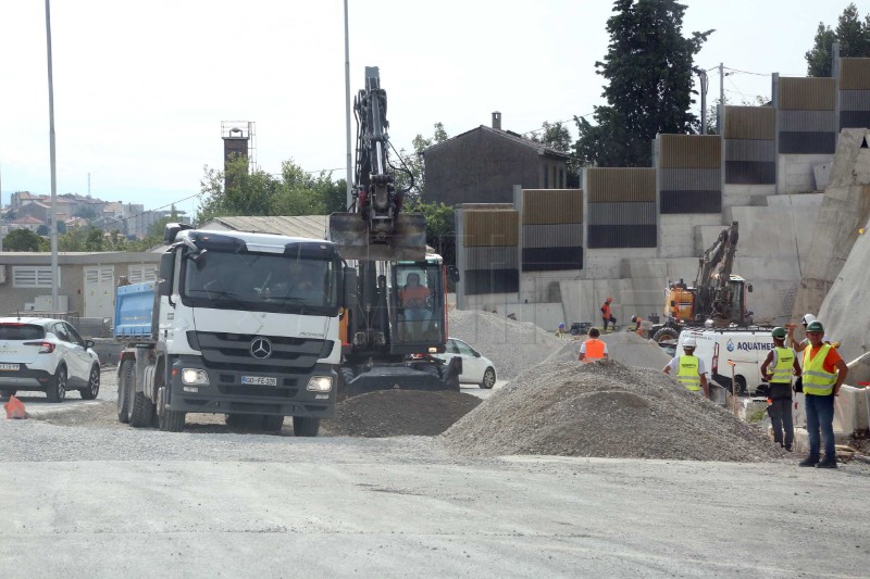 Rijeka: Ministar Butković obišao radove nadržavnoj cesti D403