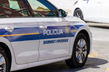 Zagrebačka policija postupala zbog prijetnje pa pronašla stabljike marihuane