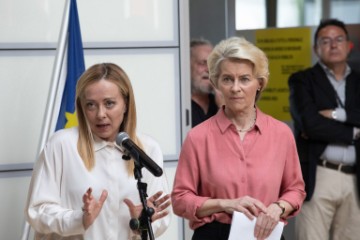 Von der Leyen će na poziv Meloni posjetiti Lampedusu 