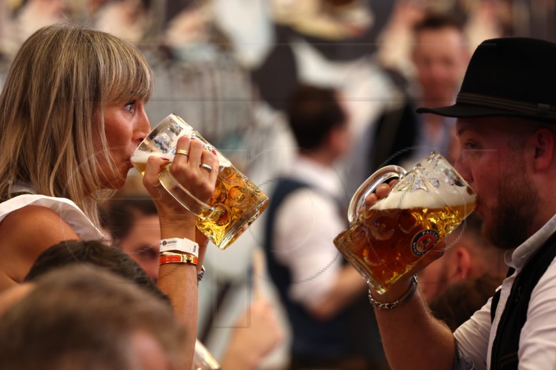 GERMANY TRADITION OKTOBERFEST