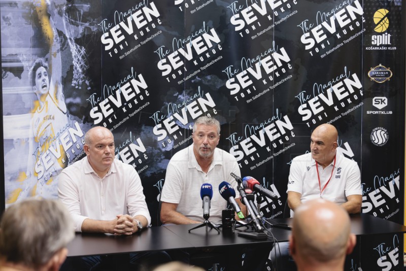 Kukoč na konferenciji povodom premijere filma "The Magical Seven - Toni Kukoč"