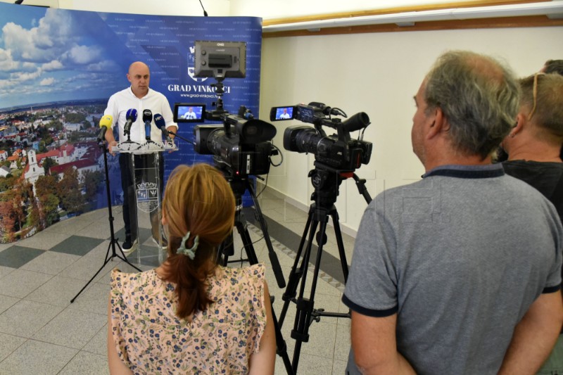 Konferencija za medije Ivana Bosančića