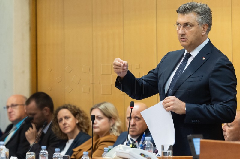 Plenković: Gov't won't be pressured into making decisions