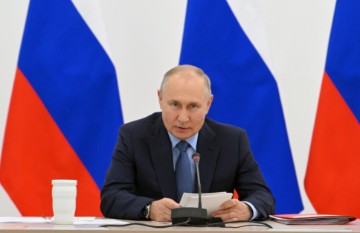 Putin službeno prihvatio poziv da posjeti Kinu - Vedomosti