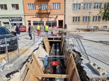 Požar u Karlovcu - uslijed zavarivanja zapaljen plin iz oštećenog plinovoda