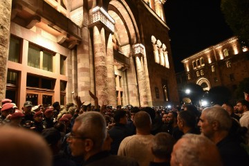 Armenci traže premijerovu ostavku nakon predaje Gorskog Karabaha