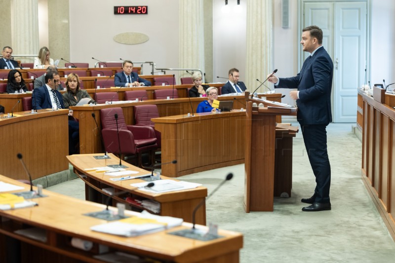 Oporba: Izmjene poreznih zakona nisu prava, nego nazovi porezna reforma