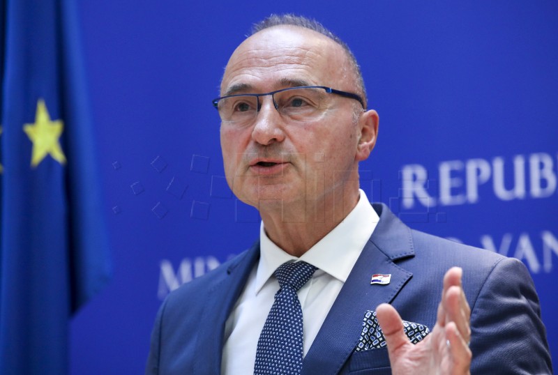 Commission: FM Grlić Radman told back in 2019 he must declare dividend income