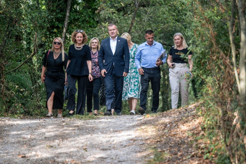 Obuljen Koržinek obišla arheološki lokalitet Utvrdu Čanjevo