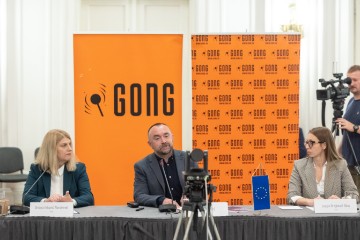 Gong: Spustiti dobnu granicu za glasanje na 16 godina