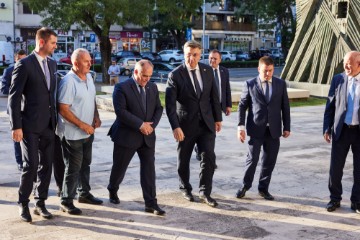 Potpisivanje Ugovora za projekt spojne ceste čvor Vučevica na autocesti A1