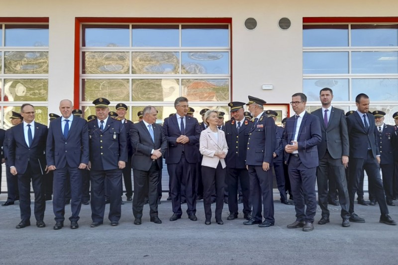 EC president visits new firefighter training centre near Split