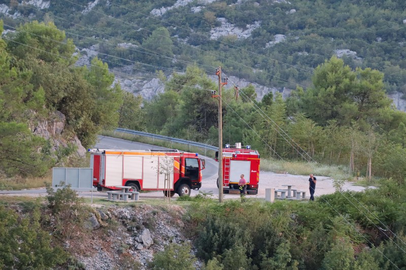  Iznad Doma zdravlja u Vrgorcu izbio požar