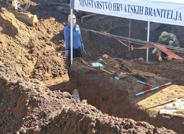 Mass grave with 40 human remains dating from WWII found in Gospić