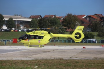 Helikopter Hitne medicinske službe u RH sletio je na helidrom KB Dubrava