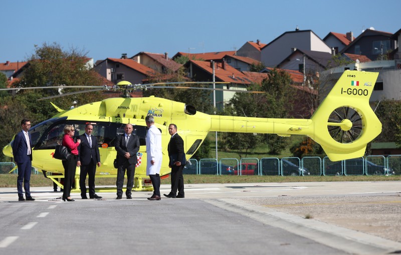 Helikopter Hitne medicinske službe u RH sletio je na helidrom KB Dubrava