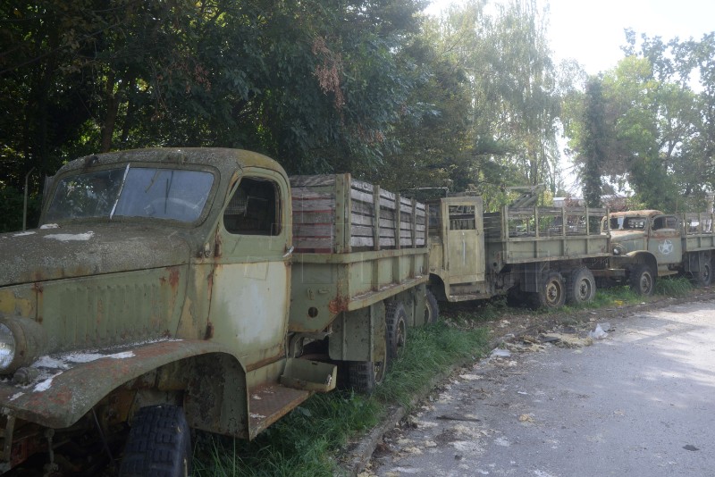 Za autobus iz filma ''Ko to tamo peva'' stigle četiri ponude iz Srbije