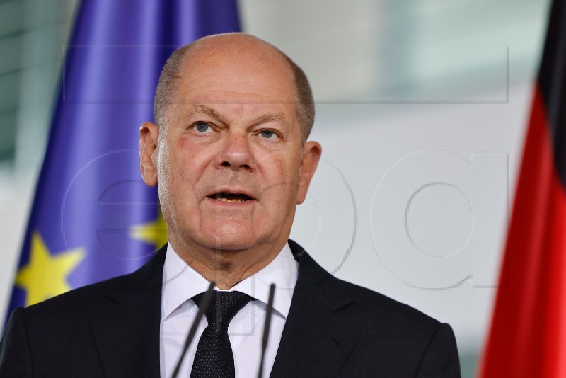 Scholz pozvao da se "zajamči sigurnost" židovskih stanovnika Njemačke