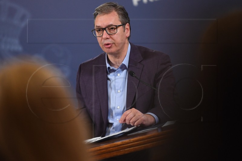 Srbija: Vučić najavio prijevremene izbore u prosincu