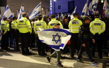 BRITAIN BBC JEWISH ASSEMBLY PROTEST 