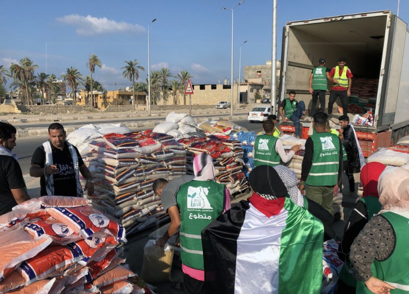 Humanitarni prekid vatre još nije dogovoren, kamioni s pomoći kod Rafaha