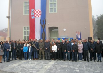 Sisak: Županijski Dan branitelja u znaku počasti poginulima