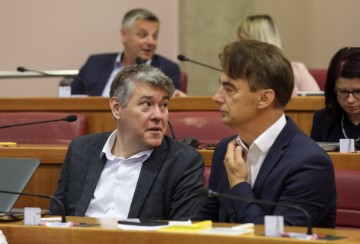 Lalovac (SDP): Vlada u državnoj blagajni ima sto milijardi kuna više