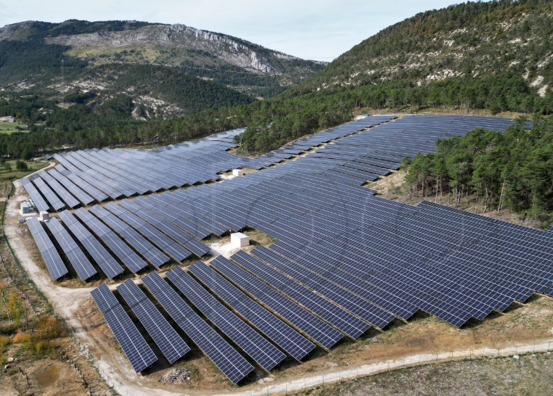 FRANCE ENERGY SOLAR POWER