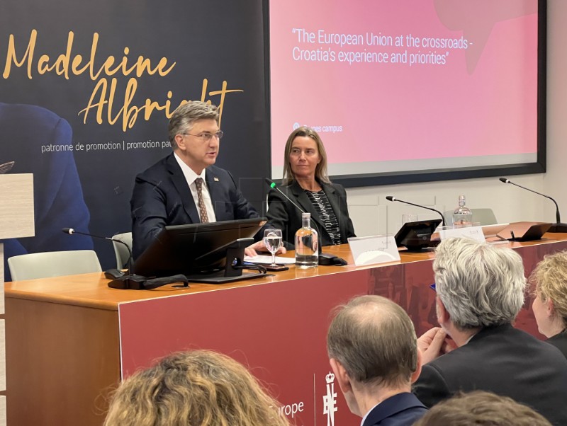 Plenković održao predavanje na College of Europe u Bruggeu