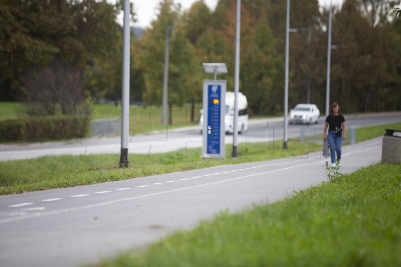 Članovi Kohezijske misije u Hrvatskoj s gradonačelnikom Grada Zaprešića 