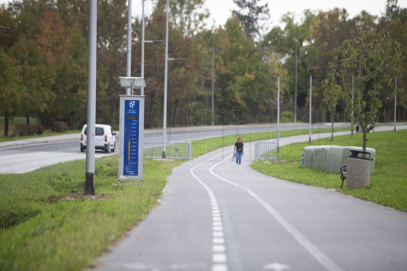 Članovi Kohezijske misije u Hrvatskoj s gradonačelnikom Grada Zaprešića 