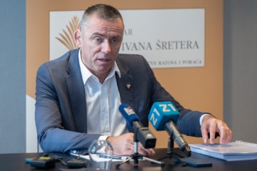 Mlinarić: Predaja nove kaznene prijave DORH-u na više od tisuću stranica