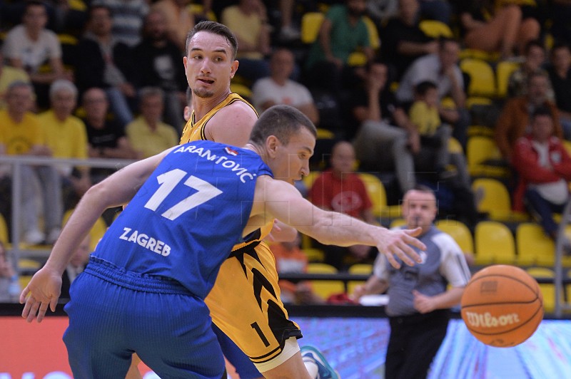 Premijer liga: Split - Cibona 