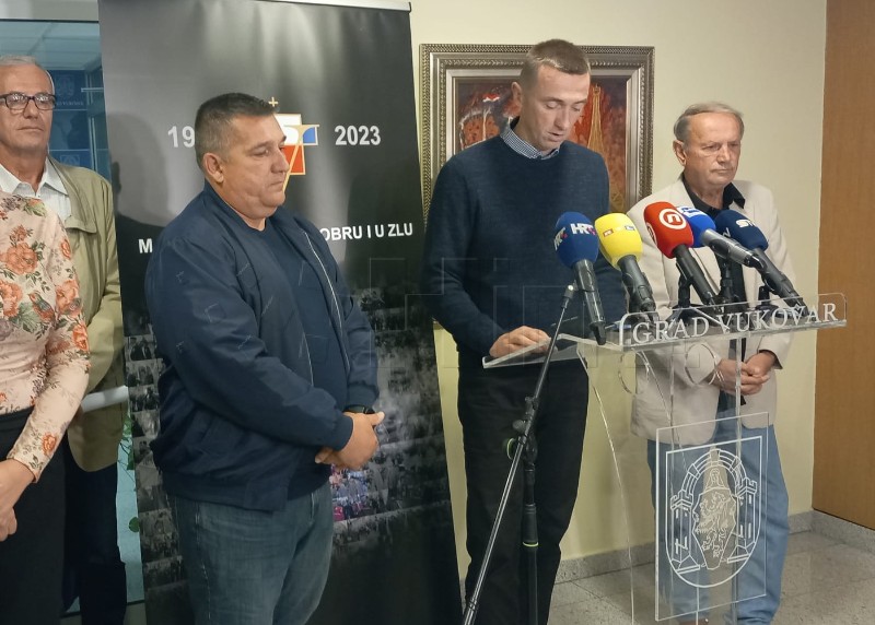 Mayor: Vukovar Remembrance Procession stolen from Vukovar residents 